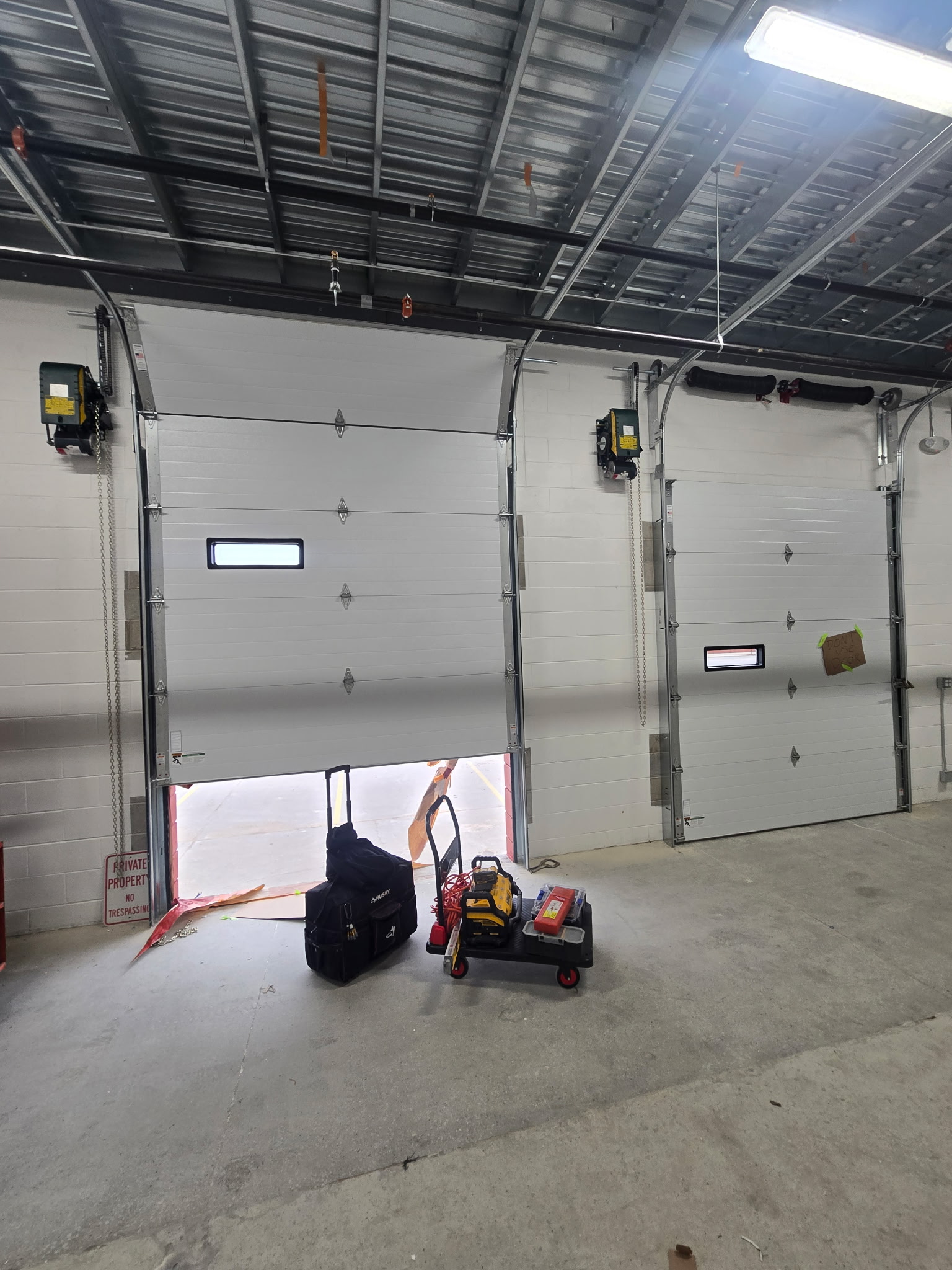 1000016970 overhead door service